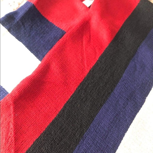 🧣Women curvy one size winter scarf or Poncho ❄️ - Picture 4 of 8